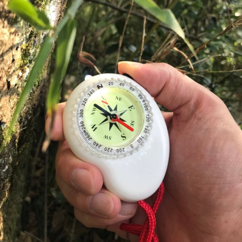 Mini Outdoor Survival Compass  - Outdoor Adventure Guide 리뷰 및 가격