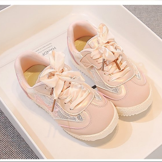 Family Travel Kids Casual Shoe - Outdoor Adventure Walks 리뷰 및 가격