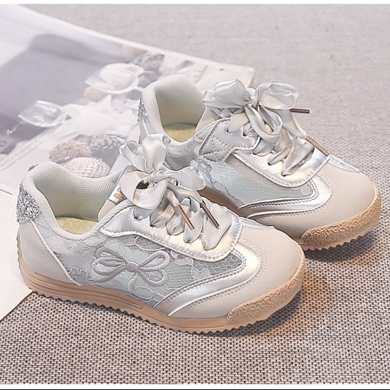 Family Travel Kids Casual Shoe - Outdoor Adventure Walks 리뷰 및 가격